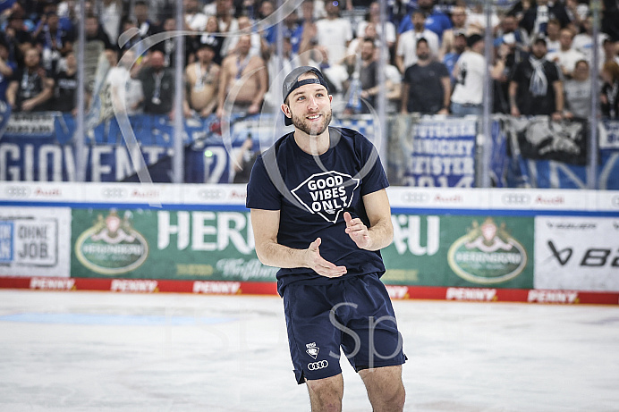 Eishockey - Herren - DEL - Playoffs - Spiel 5 - Saison 2022/2023 -   ERC Ingolstadt - DEG - Foto: Ralf Lüger