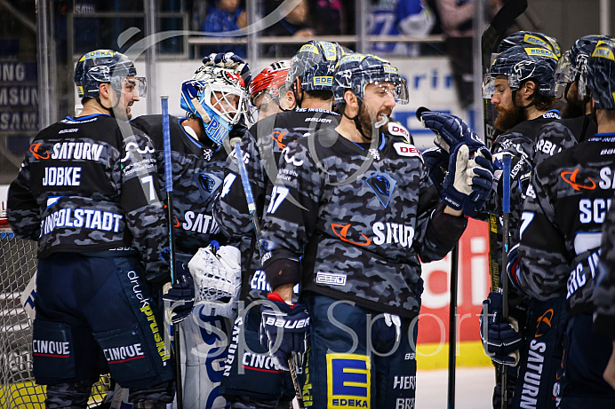 Eishockey - Herren - DEL - Saison 2019/2020 -   ERC Ingolstadt - Wolfsburg  - Foto: Ralf Lüger
