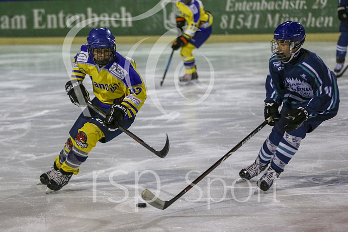 Eishockey, Schüler, Landesliga, Saison 2018/2019, 17.11.2018, Ottobrunn - EC Pfaffenhofen, Foto: Ralf Lüger/rsp-sport Eishockey, Schüler, Landesliga, Saison 2018/2019, 17.11.2018, Ottobrunn - EC Pfaffenhofen, Foto: Ralf Lüger/rsp-sport