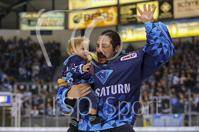 Eishockey - Herren - DEL - Saison 2019/2020 -  ERC Ingolstadt - Schwenningen Wild Wings - Foto: Ralf Lüger