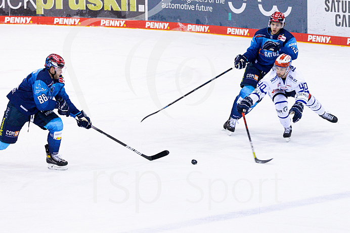 Eishockey - Herren - DEL - Saison 2020/2021 -   ERC Ingolstadt - Schwenningen  - Foto: Ralf Lüger