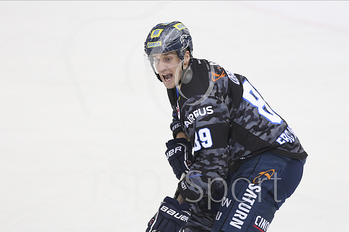 Eishockey - Herren - DEL - Saison 2019/2020 -  ERC Ingolstadt - Straubing Ice Tigers - Foto: Ralf Lüger