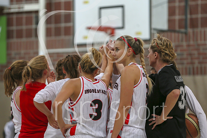 Basketball - Frauen - Bezirksoberliga - Saison 2018/2019 - Schanzer Baskets Ingolstadt (MTV) - TSV Gersthofen - 13.10.2018 -  Foto: Ralf L