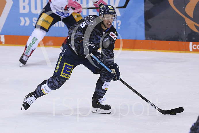 Eishockey - Herren - DEL - Saison 2019/2020 -  ERC Ingolstadt - Eisbären Berlin - Foto: Ralf Lüger