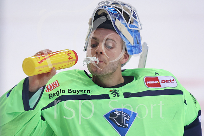 Eishockey - Herren - DEL - Saison 2020/2021 -   ERC Ingolstadt - Straubing Tigers - Foto: Ralf Lüger