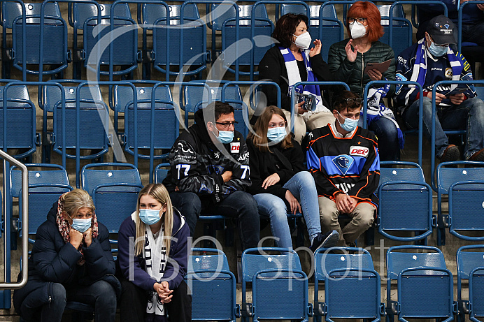 Eishockey - Herren - DEL - Saison 2021/2022 -   ERC Ingolstadt - Düsseldorfer EG - Foto: Ralf Lüger