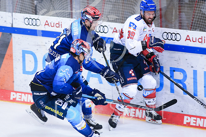 Eishockey - Herren - DEL - Saison 2020/2021 -   ERC Ingolstadt - Adler Mannheim - Foto: Ralf Lüger
