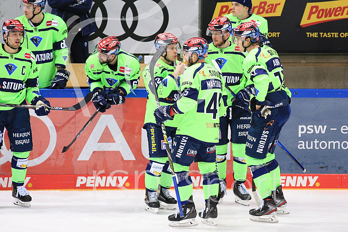 Eishockey - Herren - DEL - Saison 2020/2021 -   ERC Ingolstadt - Straubing Tigers - Foto: Ralf Lüger