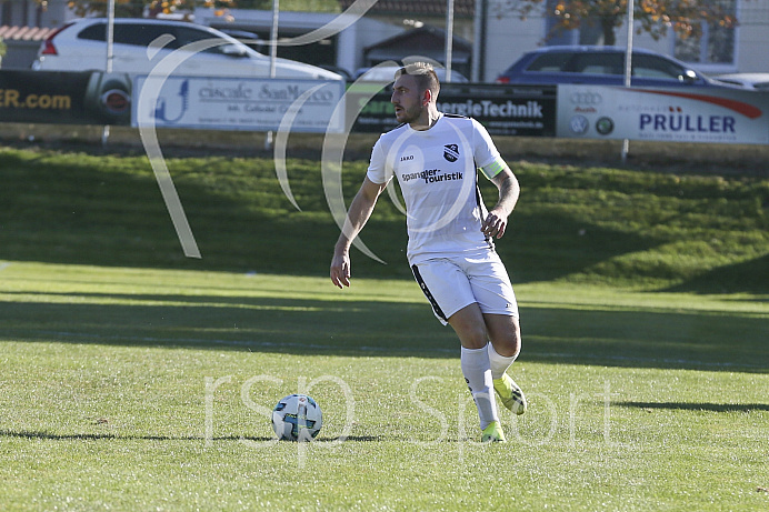 Fussball - Herren - Bezirksliga - Saison 2018/2019 - FC Ehekirchen - BC Adelzhausen - 13.10.2018 -  Foto: Ralf L