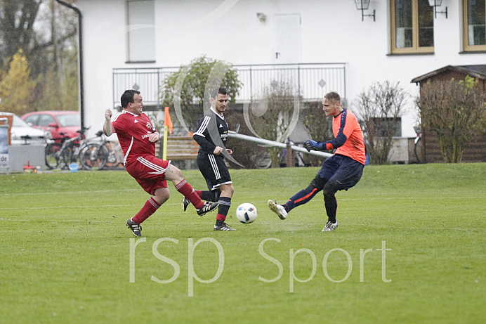 Herren - A-Klasse  ND - Saison 2017/18 - SV Weichering - TSV Ober-/Unterhausen - Foto: Ralf Lüger