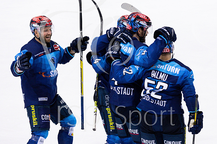 Eishockey - Herren - DEL - Saison 2020/2021 -   ERC Ingolstadt - Schwenningen  - Foto: Ralf Lüger