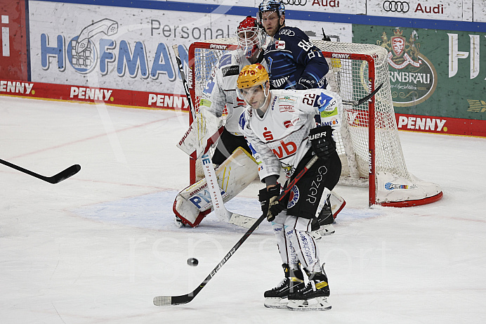 Eishockey - Herren - DEL - Saison 2021/2022 -   ERC Ingolstadt - Bremerhaven - Foto: Ralf Lüger