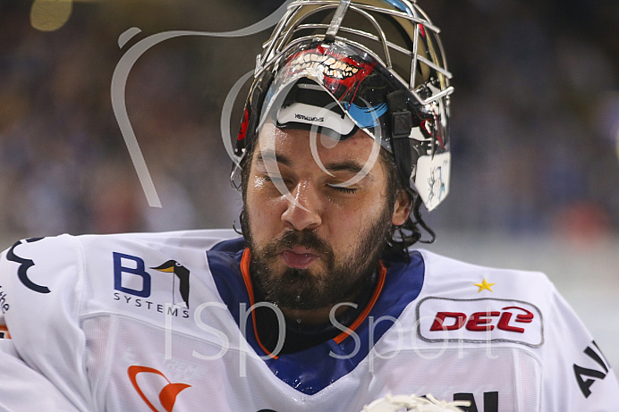 Eishockey - Herren - DEL - Saison 2019/2020 -  ERC Ingolstadt - Schwenninger Wildwings - Foto: Ralf Lüger