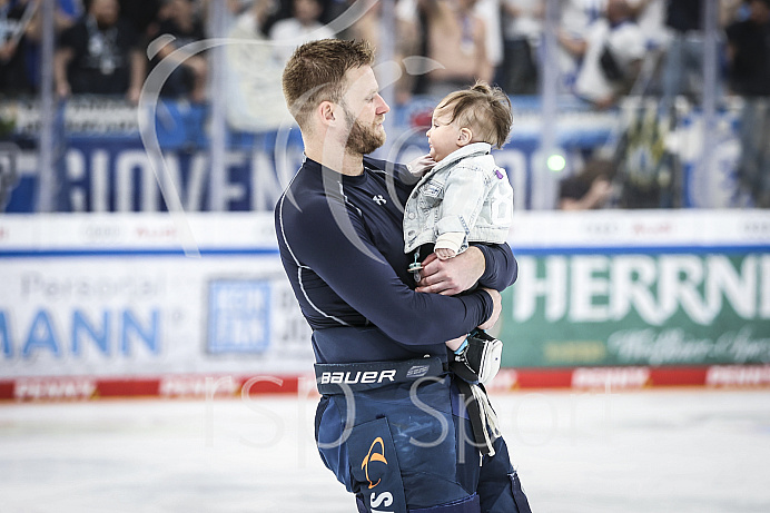 Eishockey - Herren - DEL - Playoffs - Spiel 5 - Saison 2022/2023 -   ERC Ingolstadt - DEG - Foto: Ralf Lüger