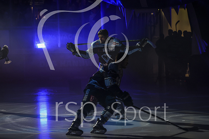 Eishockey - Herren - DEL - Playoffs - Spiel 5 - Saison 2022/2023 - ERC Ingolstadt - DEG - Foto: Ralf Lüger Eishockey - Herren - DEL - Playoffs - Spiel 5 - Saison 2022/2023 - ERC Ingolstadt - DEG - Foto: Ralf Lüger