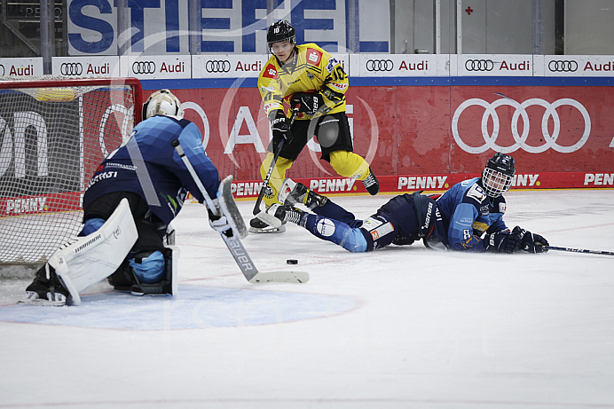 DNL - Eishockey - Saison 2022/2023  - ERC Ingolstadt - Krefeld - Foto: Ralf Lüger