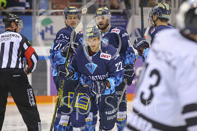 Eishockey - Herren - DEL - Saison 2019/2020, Spiel 2 - 17.09.2019 -  ERC Ingolstadt - Nürnberg Ice Tigers - Foto: Ralf Lüger