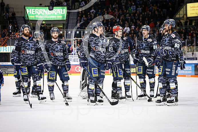 Eishockey - Herren - DEL - Saison 2019/2020 -   ERC Ingolstadt - Wolfsburg  - Foto: Ralf Lüger