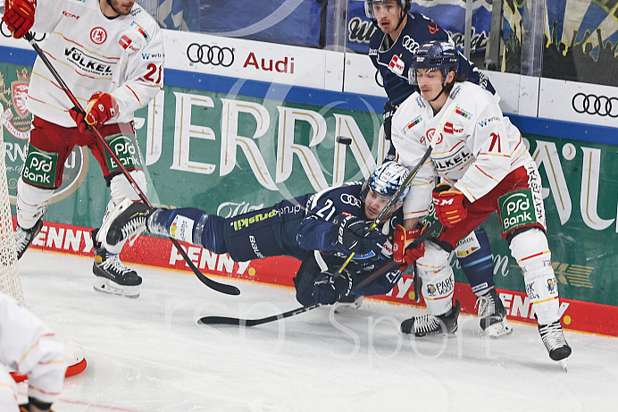 Eishockey - Herren - DEL - Saison 2021/2022 -   ERC Ingolstadt - Düsseldorfer EG - Foto: Ralf Lüger