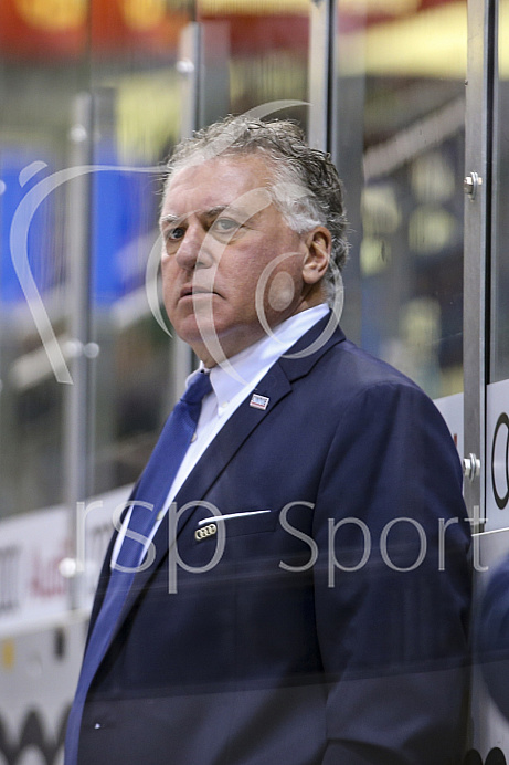 Eishockey - Herren - DEL - Saison 2019/2020, Spiel 8 - 4.10.2019 -  ERC Ingolstadt - Fischtowns Pinguins - Foto: Ralf Lüger