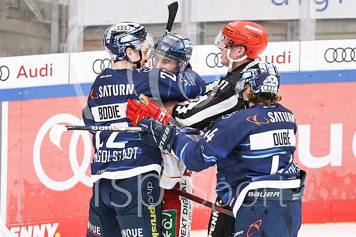 Eishockey - Herren - DEL - Saison 2021/2022 -   ERC Ingolstadt - Düsseldorfer EG - Foto: Ralf Lüger