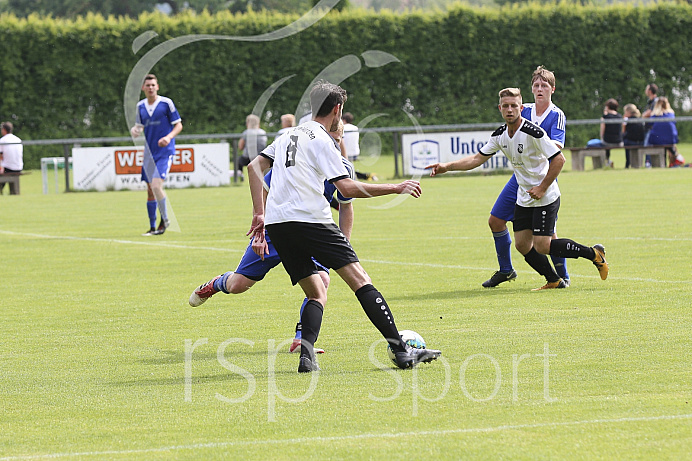 Fussball - Herren - A-Klasse ND - Saison 2017/18 - SV Waidhofen - FC Ehekirchen II - Foto: Ralf Lüger/rsp-sport.de