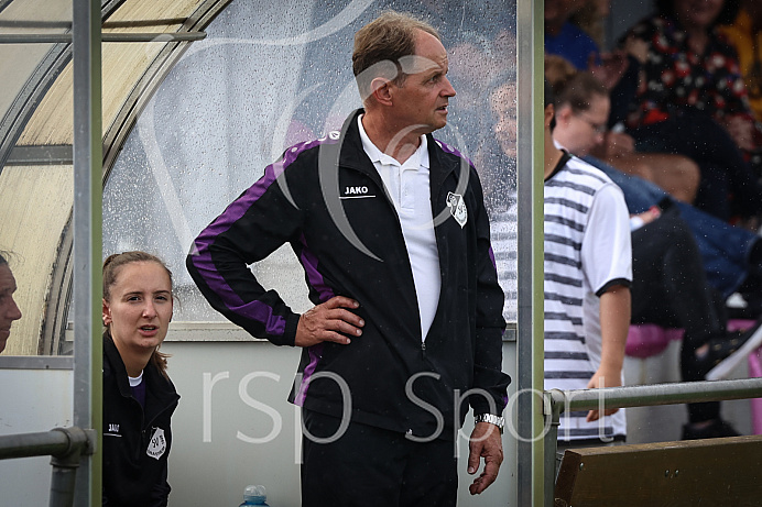 Fussball - Frauen - Bezirksoberliga - Saison 2021/2022 - SV Grasheim - FC Maihingen  -  Foto: Ralf Lüger/rsp-sport.de