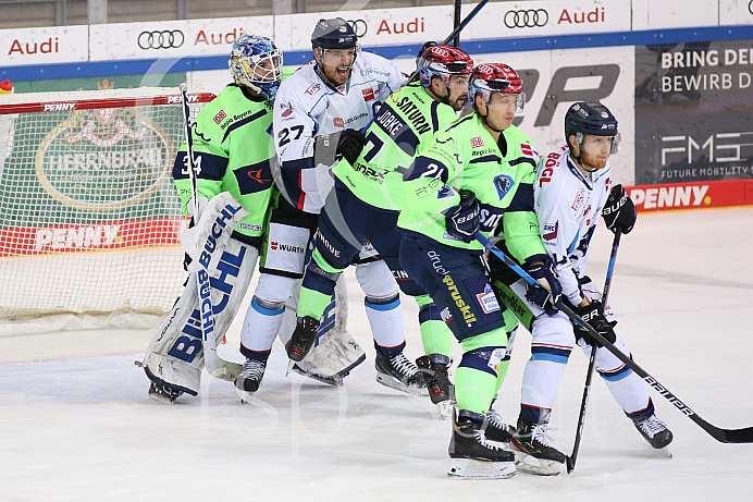 Eishockey - Herren - DEL - Saison 2020/2021 -   ERC Ingolstadt - Straubing Tigers - Foto: Ralf Lüger