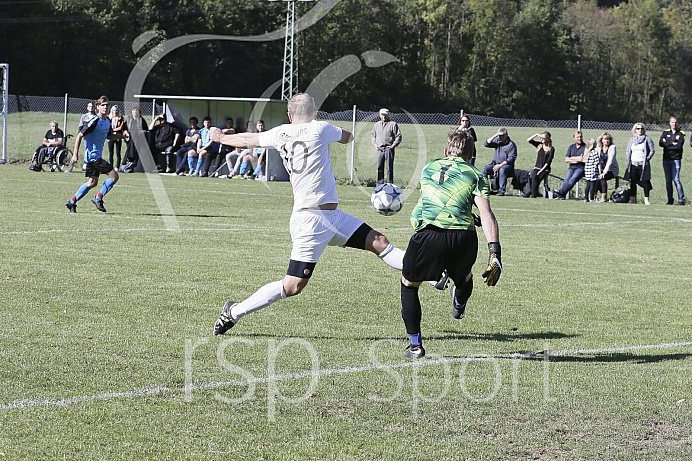 Fussball - Herren - B Klasse - Saison 2018/2019 - VFR Neuburg - DJK Sandizell/Grimolzhausen - 29.09.2018 -  Foto: Ralf L