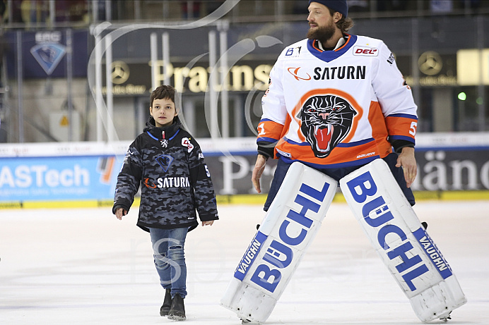 Eishockey - Herren - DEL - Saison 2019/2020 -  ERC Ingolstadt - Schwenninger Wildwings - Foto: Ralf Lüger