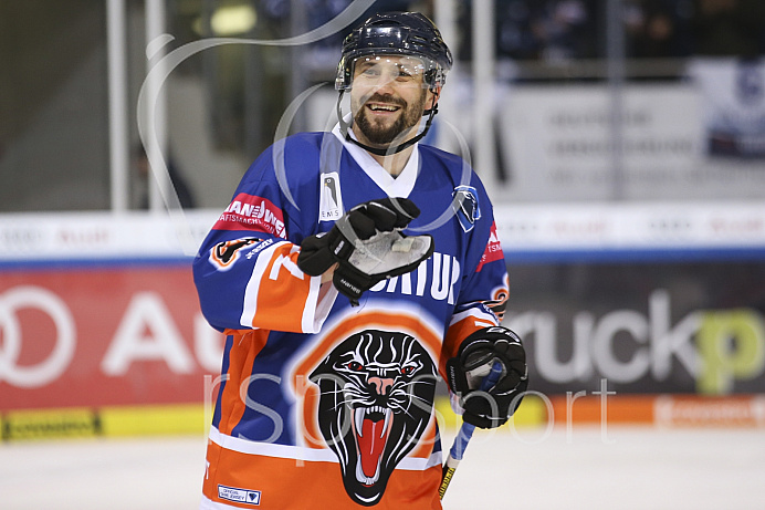 Eishockey - Herren - DEL - Saison 2019/2020 -  ERC Ingolstadt Legenden—Team 2020 - Sternstunden-Team -  Foto: Ralf Lüger