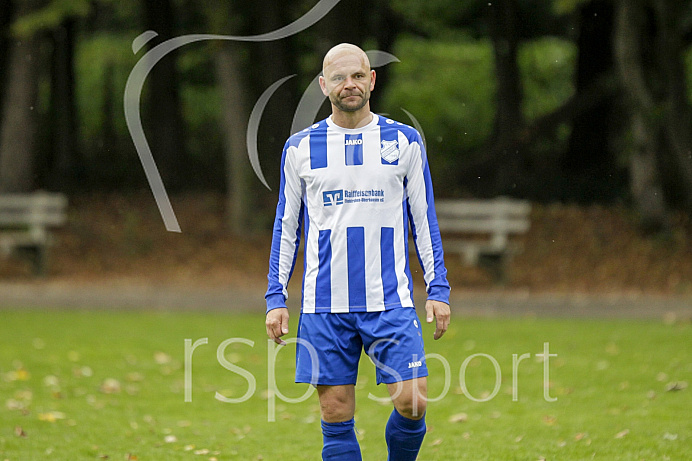 Herren - A-Klasse  ND - Saison 2017/18 - SV Sinning - TSV Ober-Unterhausen - Foto: Ralf Lüger