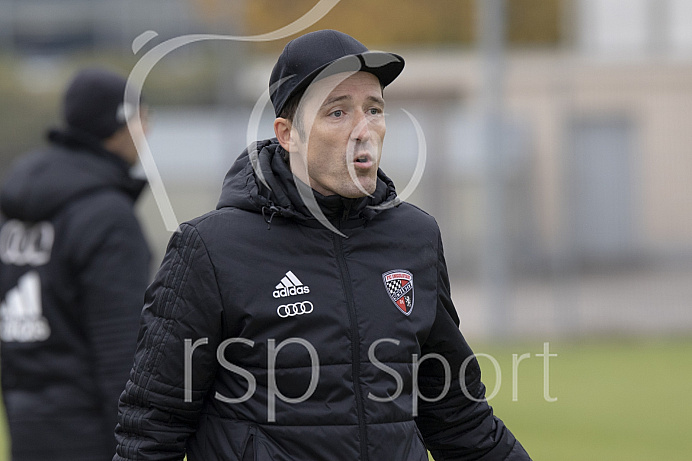 Fussball - A-Junioren Bundesliga - Ingolstadt - Saison 2018/2019 - FC Ingolstadt 04 - FC Augsburg - 10. Spieltag - 03.11.2018 -  Foto: Ralf Lüger/rsp-sport.de