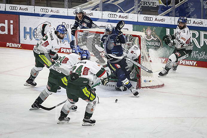 Eishockey - Herren - DEL - Saison 2021/2022 -   ERC Ingolstadt - Augsburger EV - Foto: Ralf Lüger