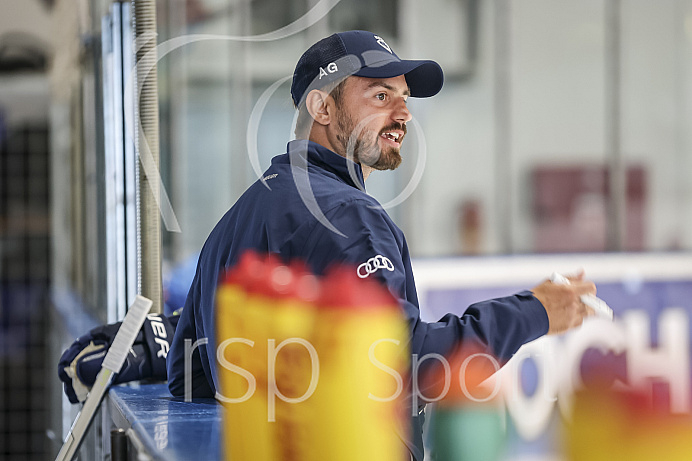 DNL - Eishockey - Saison 2023/2024 - Camp in Pilzen - Foto: Ralf Lüger DNL - Eishockey - Saison 2023/2024 - Camp in Pilzen - Foto: Ralf Lüger