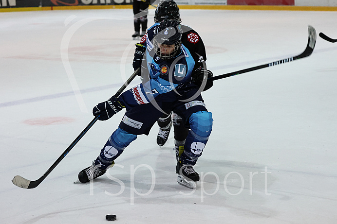 Eishockey - Nachwuchs U17 - Schüler Bundesliga - Punktspiel - Saison 2021/2022 - Starbulls Rosenheim -  ERC Ingolstadt - Foto: Ralf Lüger Eishockey - Nachwuchs U17 - Schüler Bundesliga - Punktspiel - Saison 2021/2022 - Starbulls Rosenheim -  ERC Ingolstadt - Foto: Ralf Lüger