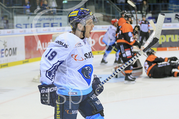 Eishockey, Herren, DEL, Saison 2018/2019, Spiel 7, 03.10.2018, ERC Ingolstadt vs. Grizzlys Wolfsburg, Foto: Ralf L