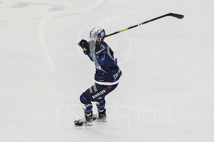 Eishockey - Herren - DEL - Saison 2021/2022 -   ERC Ingolstadt - Bremerhaven - Foto: Ralf Lüger