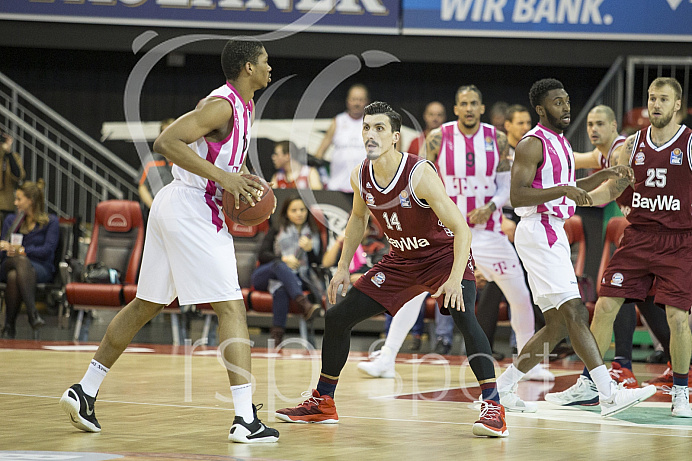 Herren - BBL - Basketball Bundesliga - Saison 2017/2018 - FC Bayern Basketball - Baskets Bonn  -  Foto: Ralf Lüger/rsp sport