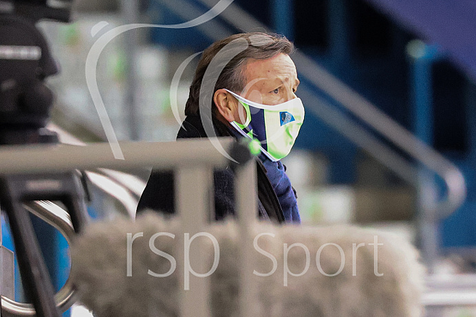 Eishockey - Herren - DEL - Saison 2020/2021 -   ERC Ingolstadt - Straubing Tigers - Foto: Ralf Lüger