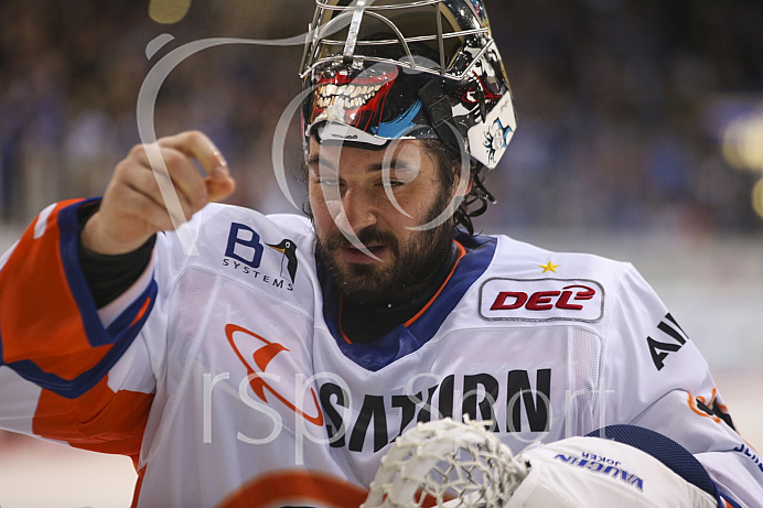 Eishockey - Herren - DEL - Saison 2019/2020 -  ERC Ingolstadt - Schwenninger Wildwings - Foto: Ralf Lüger