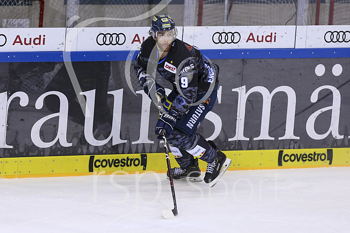 Eishockey - Herren - DEL - Saison 2019/2020 -  ERC Ingolstadt - Eisbären Berlin - Foto: Ralf Lüger
