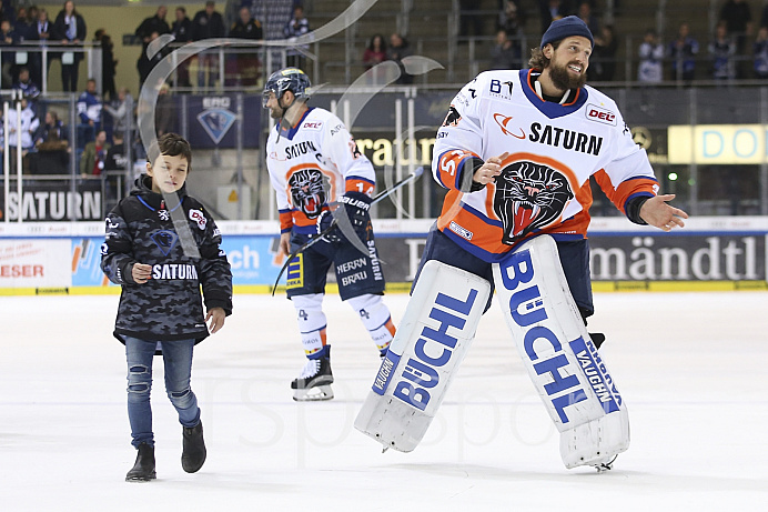 Eishockey - Herren - DEL - Saison 2019/2020 -  ERC Ingolstadt - Schwenninger Wildwings - Foto: Ralf Lüger