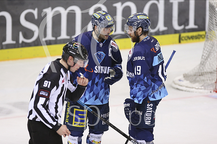 Eishockey - Herren - DEL - Saison 2019/2020 -  ERC Ingolstadt - Iserlohn Roosters - Foto: Ralf Lüger
