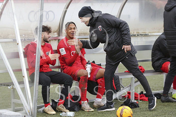 Fussball - A-Junioren Bundesliga - Ingolstadt - Saison 2019/2020 - FC Ingolstadt 04 - Greuther Fürth - 09.11.2019 -  Foto: Ralf Lüger Fussball - A-Junioren Bundesliga - Ingolstadt - Saison 2019/2020 - FC Ingolstadt 04 - Greuther Fürth - 09.11.2019 -  Foto: Ralf Lüger