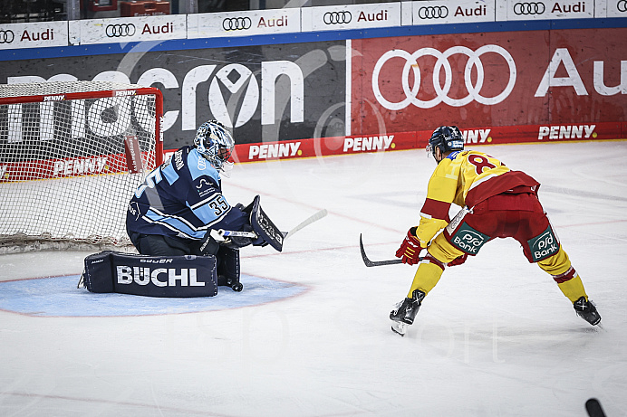 Eishockey - Herren - DEL - Playoffs - Spiel 5 - Saison 2022/2023 -   ERC Ingolstadt - DEG - Foto: Ralf Lüger