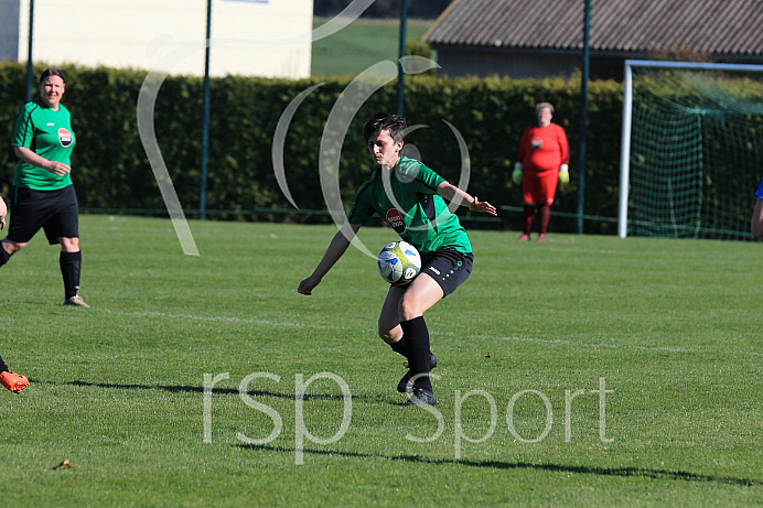 Frauen - Kreisliga Kreis Augsburg - Saison 2017/18 - SG Ehekirchen-Bayerdilling - SG Sandizell-Grimolzhausen -  Foto: Ralf Lüger/rsp-sport.de