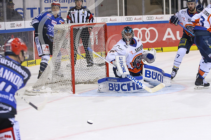 Eishockey - Herren - DEL - Saison 2019/2020 -  ERC Ingolstadt - Schwenninger Wildwings - Foto: Ralf Lüger