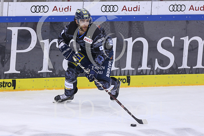 Eishockey - Herren - DEL - Saison 2019/2020 -  ERC Ingolstadt - Eisbären Berlin - Foto: Ralf Lüger