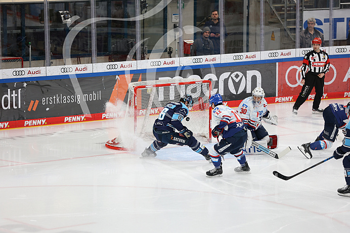 Eishockey - Herren - DEL - Playoff Halbfinale - Spiel 1 - Saison 2022/2023 -   ERC Ingolstadt - Adler Mannheim - Foto: Ralf Lüger